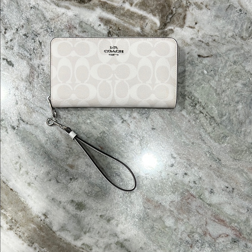 Coach White Wristlet Wallet